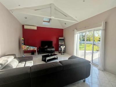 Propriété - 131 m² - 4 pièces