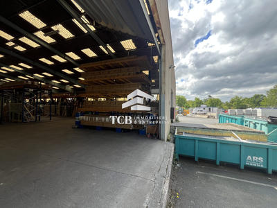 Local d'activités - 2 088 m²