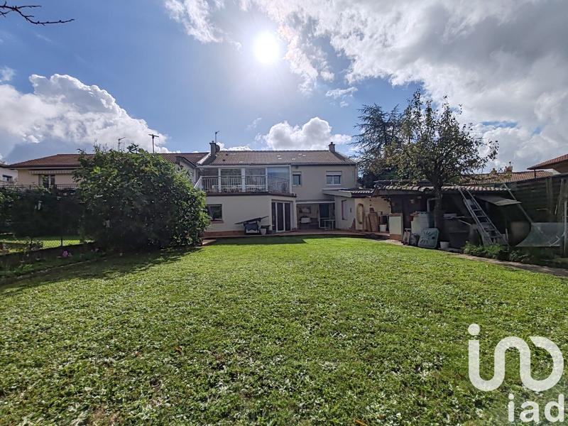 Maison - 203 m² - 7 pièces