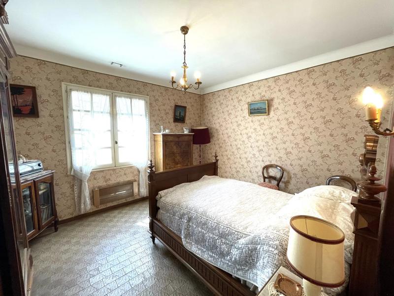 Maison - 185 m² - 7 pièces