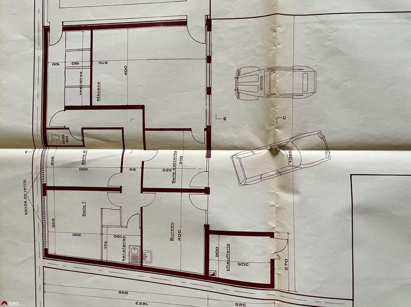 Immeuble mixte - 342 m² - 19 pièces