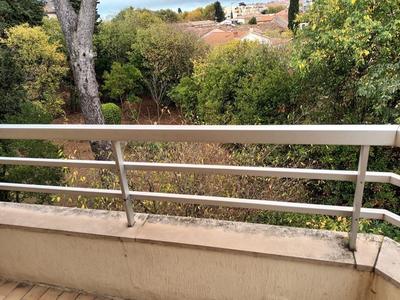 Studio - 25 m² - 1 pièce