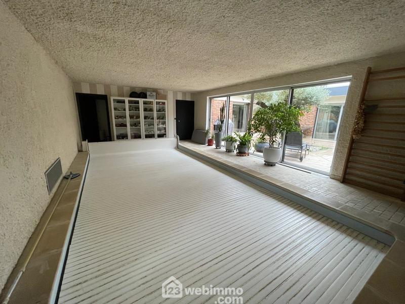 Maison - 308 m² - 6 pièces