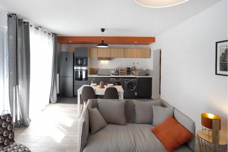 Appartement - 86 m² - 5 pièces