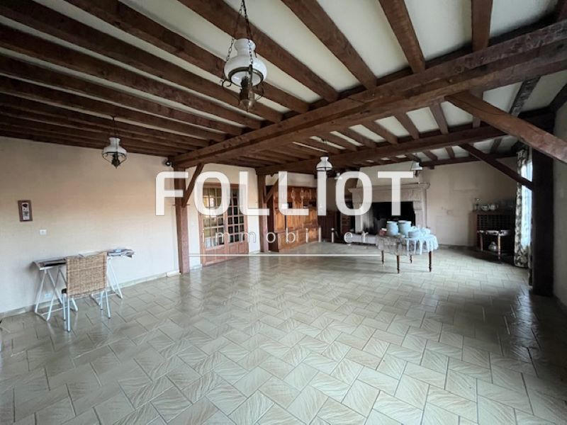 Maison - 225 m² - 6 pièces