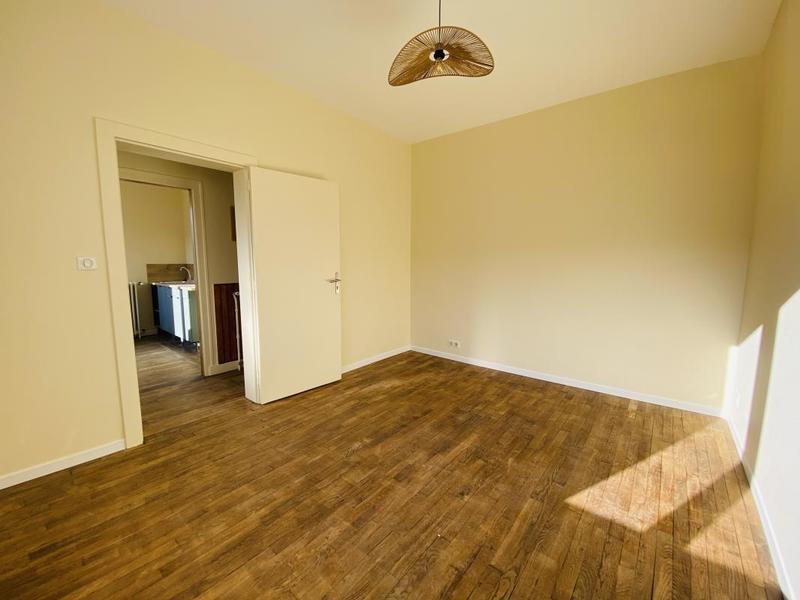 Bureau - 12 m² - 4 pièces