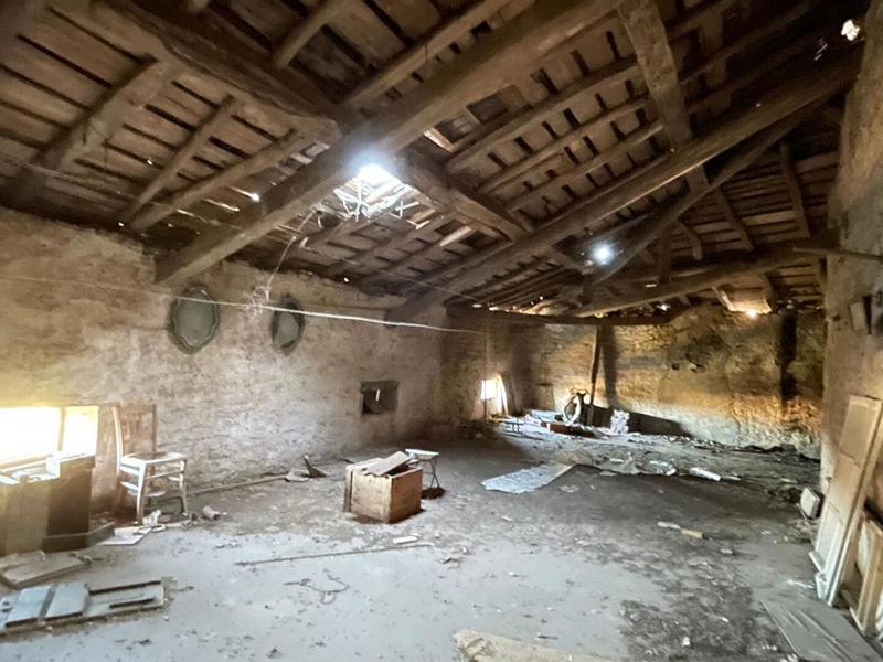 Maison - 400 m² - 7 pièces