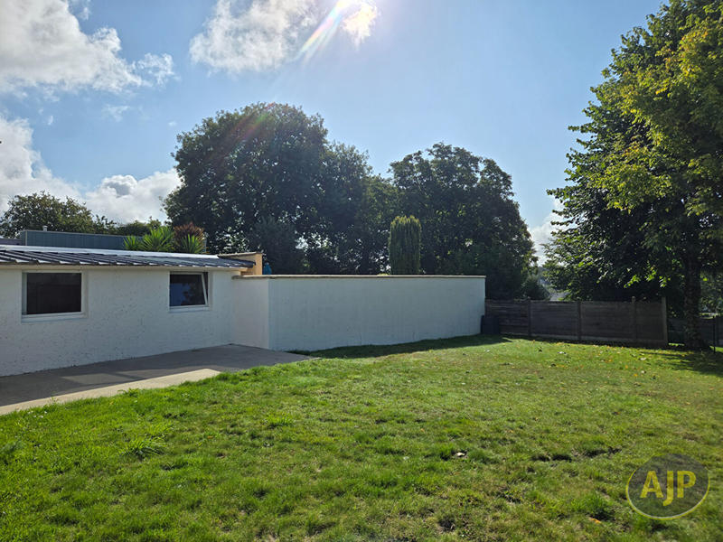 Maison - 89 m² - 5 pièces