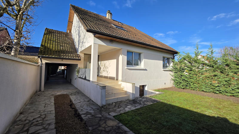 Maison - 140 m² - 7 pièces