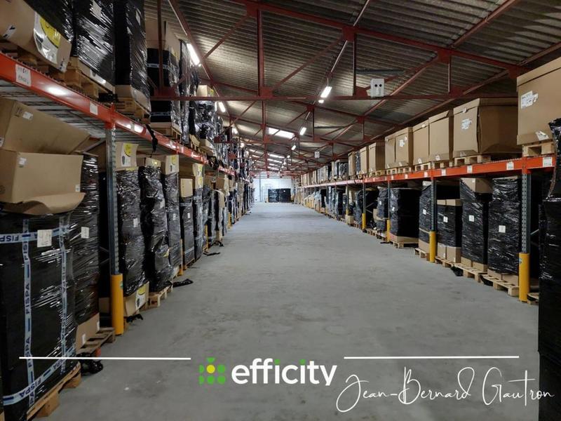 Bureau - 1 366 m² - 9 pièces