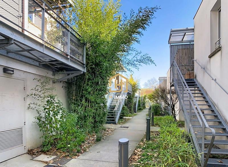 Duplex - 82 m² - 4 pièces