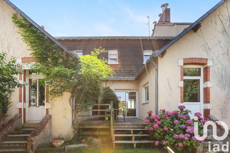 Maison - 185 m² - 7 pièces