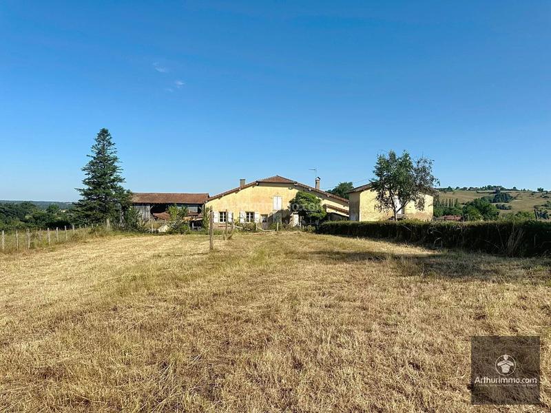Maison - 160 m² - 5 pièces