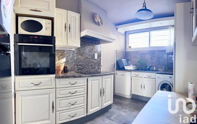 Appartement - 77 m² - 4 pièces