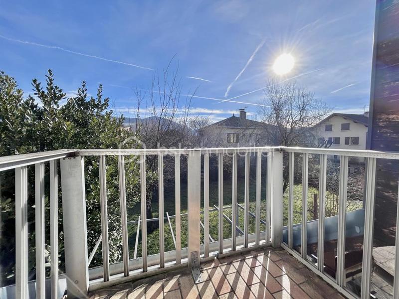 Maison traditionnelle - 160 m² - 6 pièces