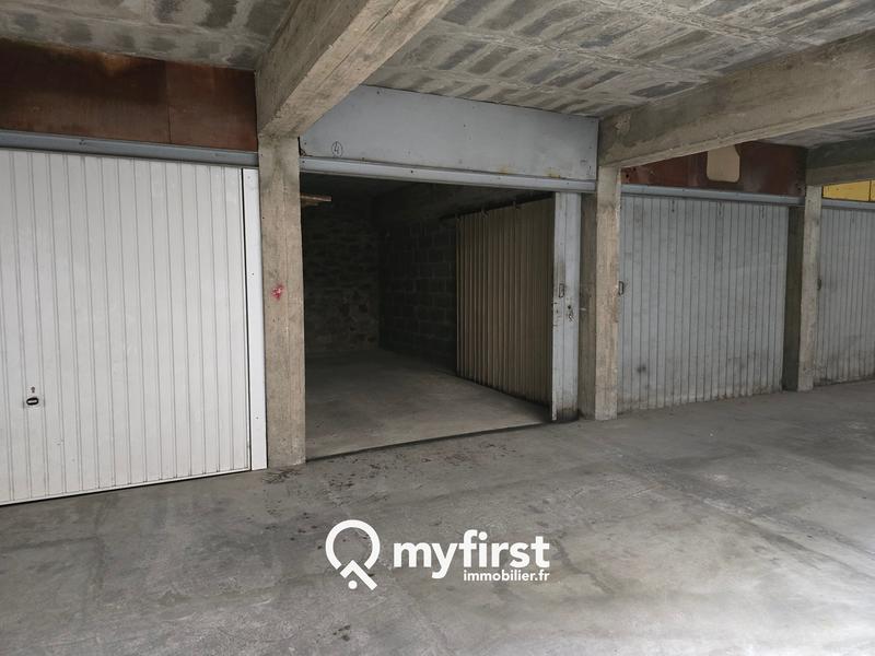 Parking / Garage - 13 m²