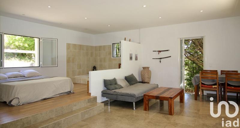 Maison - 225 m² - 5 pièces