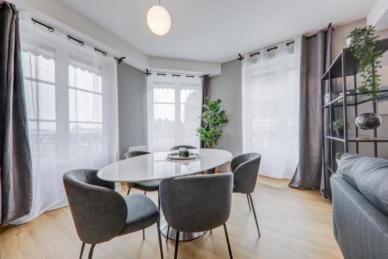 Appartement - 116 m² - 6 pièces