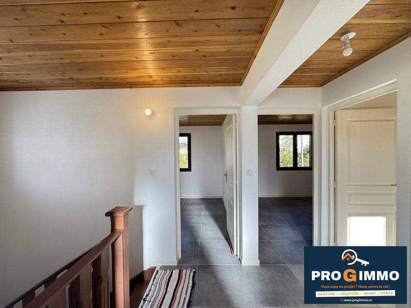 Maison traditionnelle - 90 m² - 4 pièces