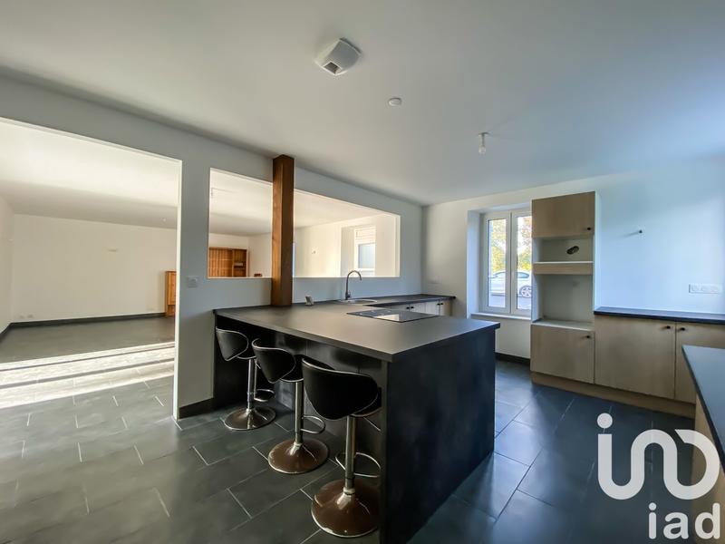 Maison - 273 m² - 7 pièces