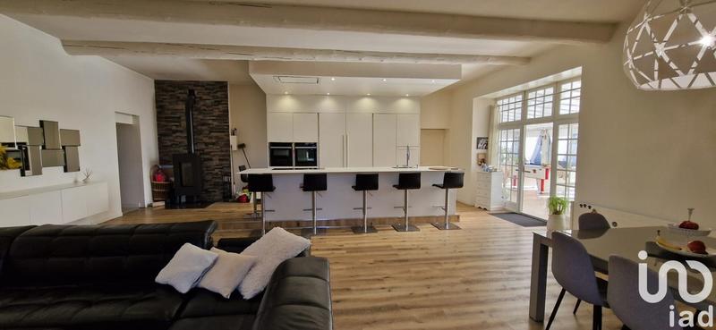 Maison - 408 m² - 12 pièces