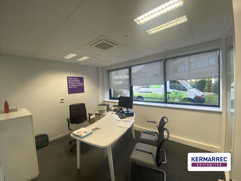 Bureau - 334 m²