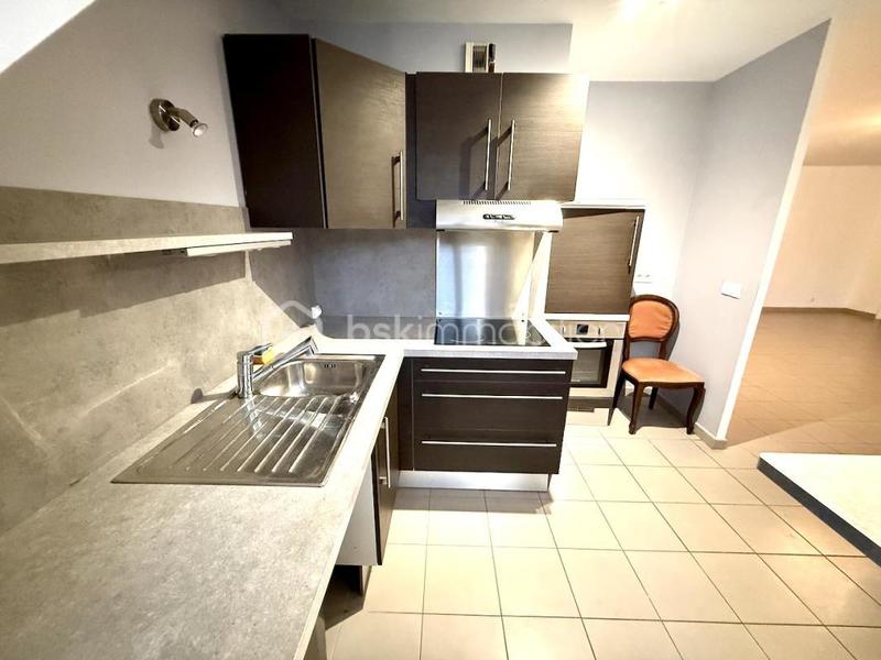 Appartement - 90 m² - 5 pièces