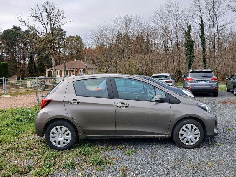 Toyota Yaris 100 Vvt-i Collection