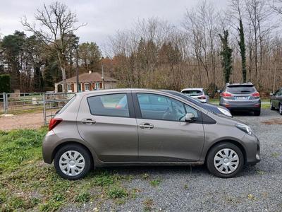 Toyota Yaris 100 Vvt-i Collection