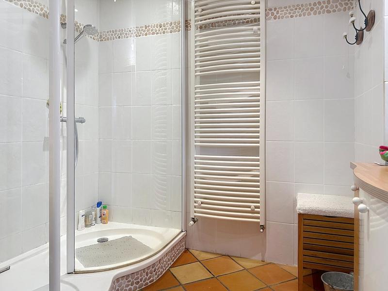 Maison - 215 m² - 6 pièces