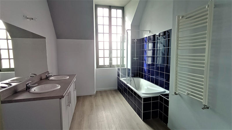 Appartement - 72 m² - 3 pièces