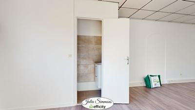 Bureau - 58 m² - 1 pièce