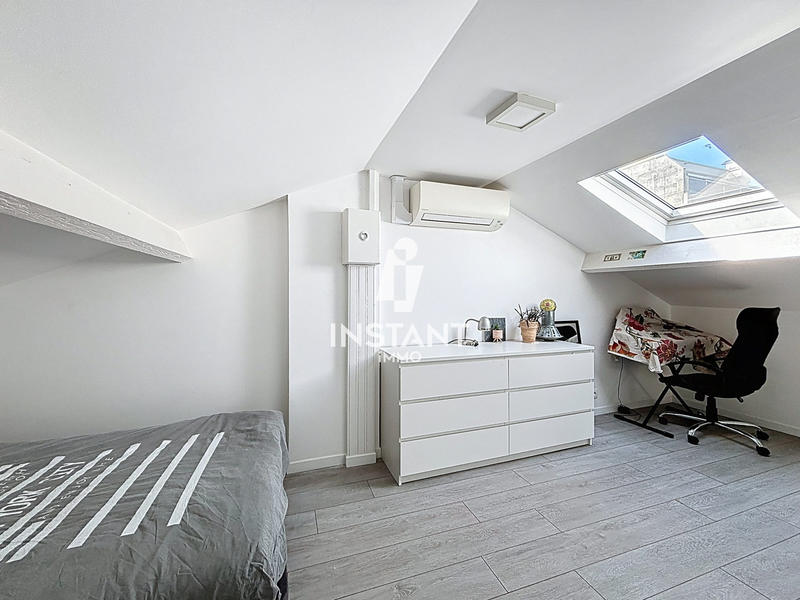 Maison traditionnelle - 144 m² - 6 pièces