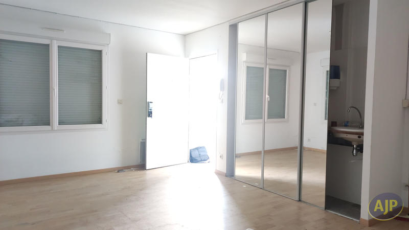 Local commercial - 26 m² - 1 pièce