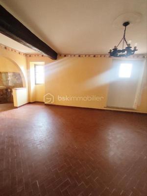 Appartement - 80 m² - 3 pièces