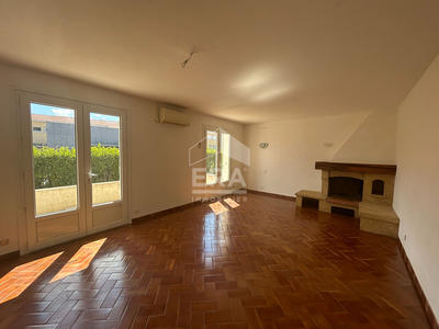 Maison - 98 m² - 4 pièces