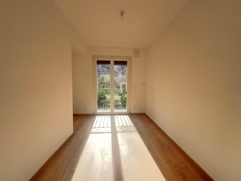 Maison - 92 m² - 6 pièces