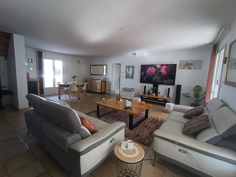 Maison - 150 m² - 7 pièces