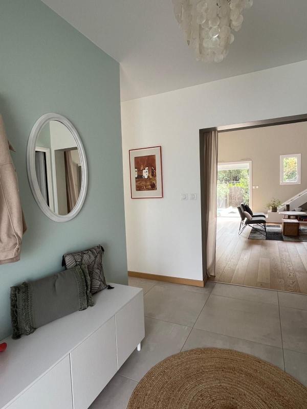 Maison - 180 m² - 5 pièces