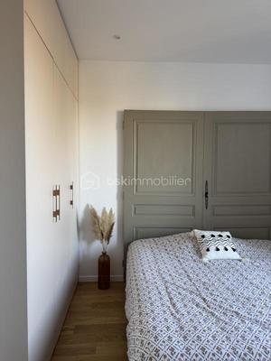 Appartement - 99 m² - 4 pièces