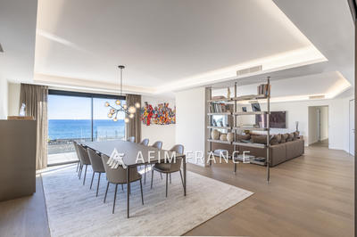 Appartement - 161 m² - 4 pièces