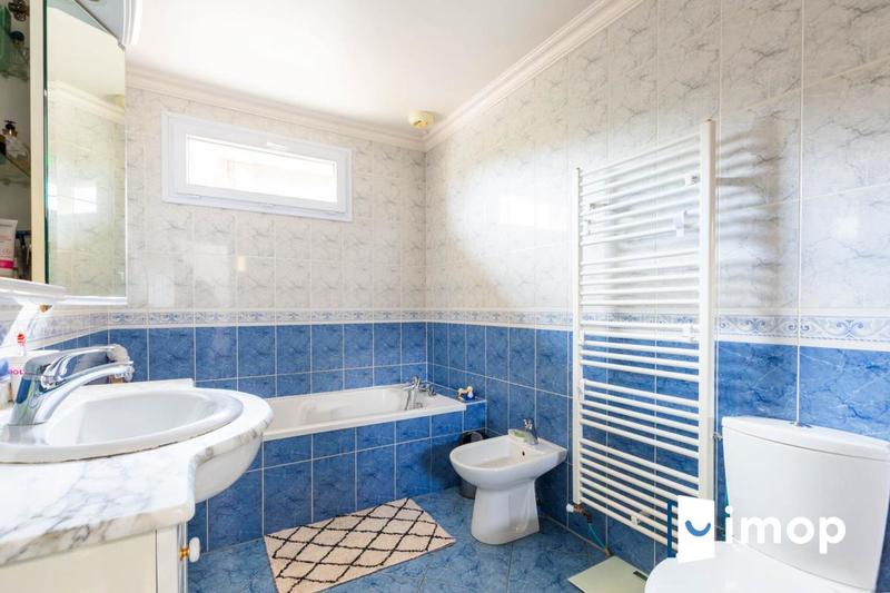 Maison - 133 m² - 6 pièces