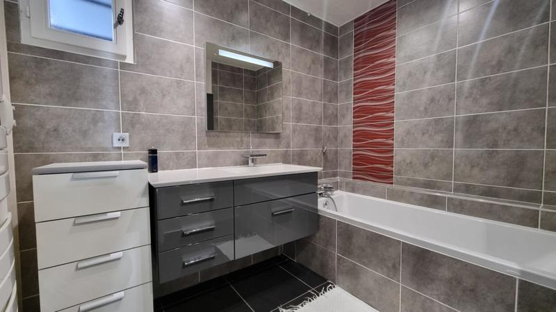 Maison - 153 m² - 6 pièces