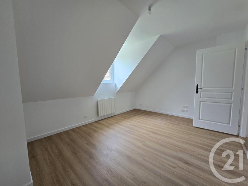 Maison - 197 m² - 9 pièces