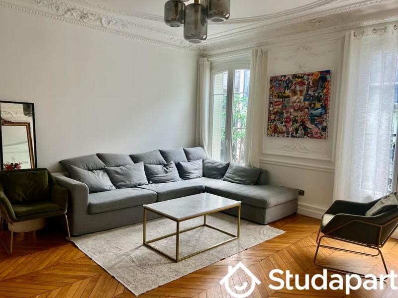 Chambre - 14 m² - 1 pièce