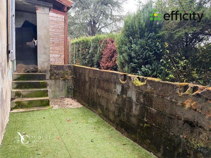 Maison - 95 m² - 5 pièces