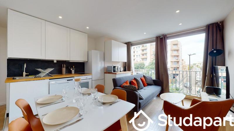 Chambre - 9 m² - 1 pièce