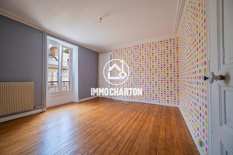 Maison ancienne - 163 m² - 8 pièces