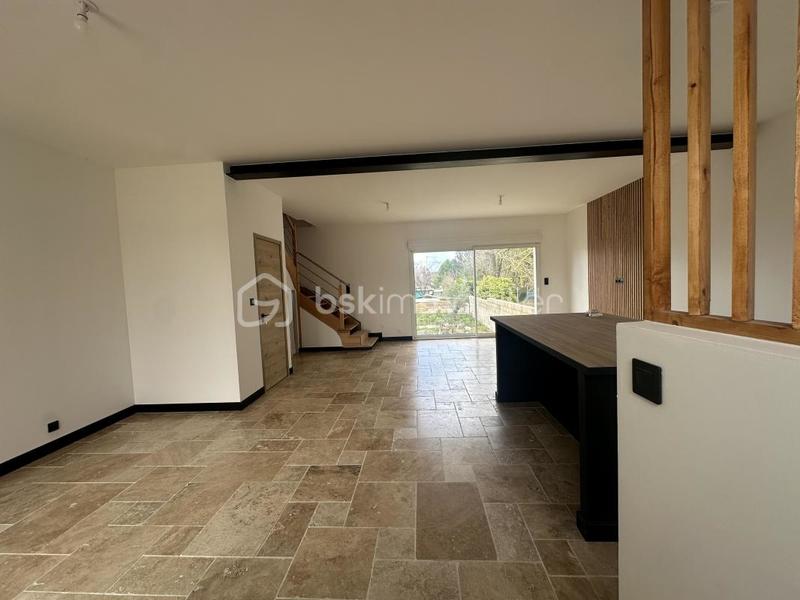 Maison - 110 m² - 5 pièces