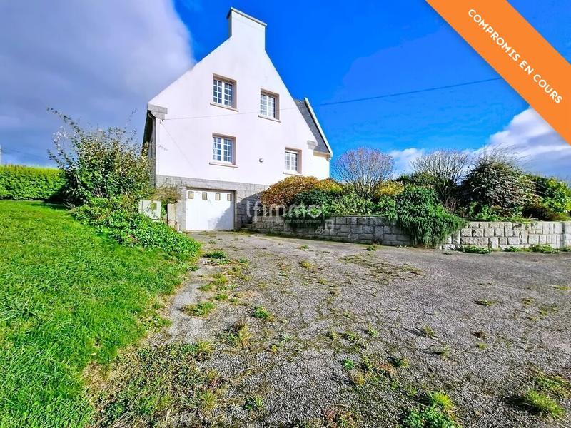 Maison - 165 m² - 8 pièces